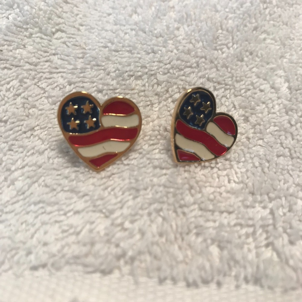 Vintage Avon 2001 Heart of America Earrings‎ - pierced